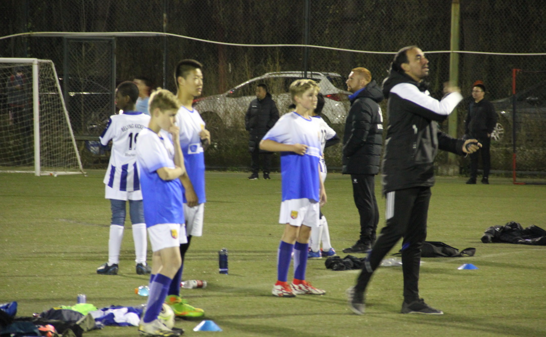 足球夏令营报名,双语夏令营2024报名费用