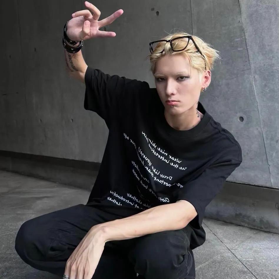 男生头像冷酷帅气,男生头像干净高级质感