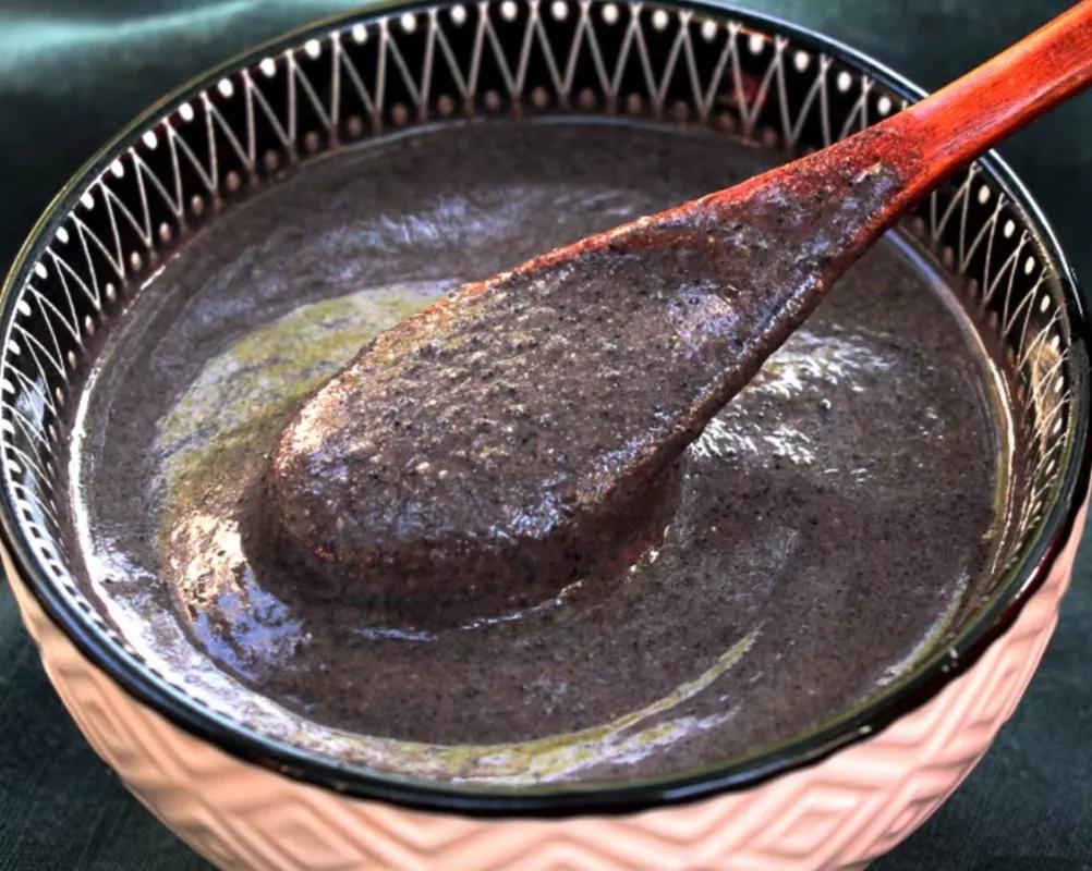 白发变黑发视频,老年白发变黑发