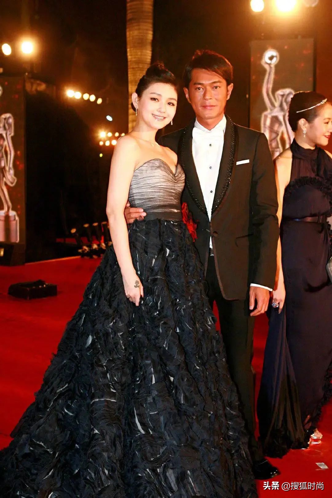 大s狂刷汪小菲的卡买名牌,大s狂刷汪小菲信用卡