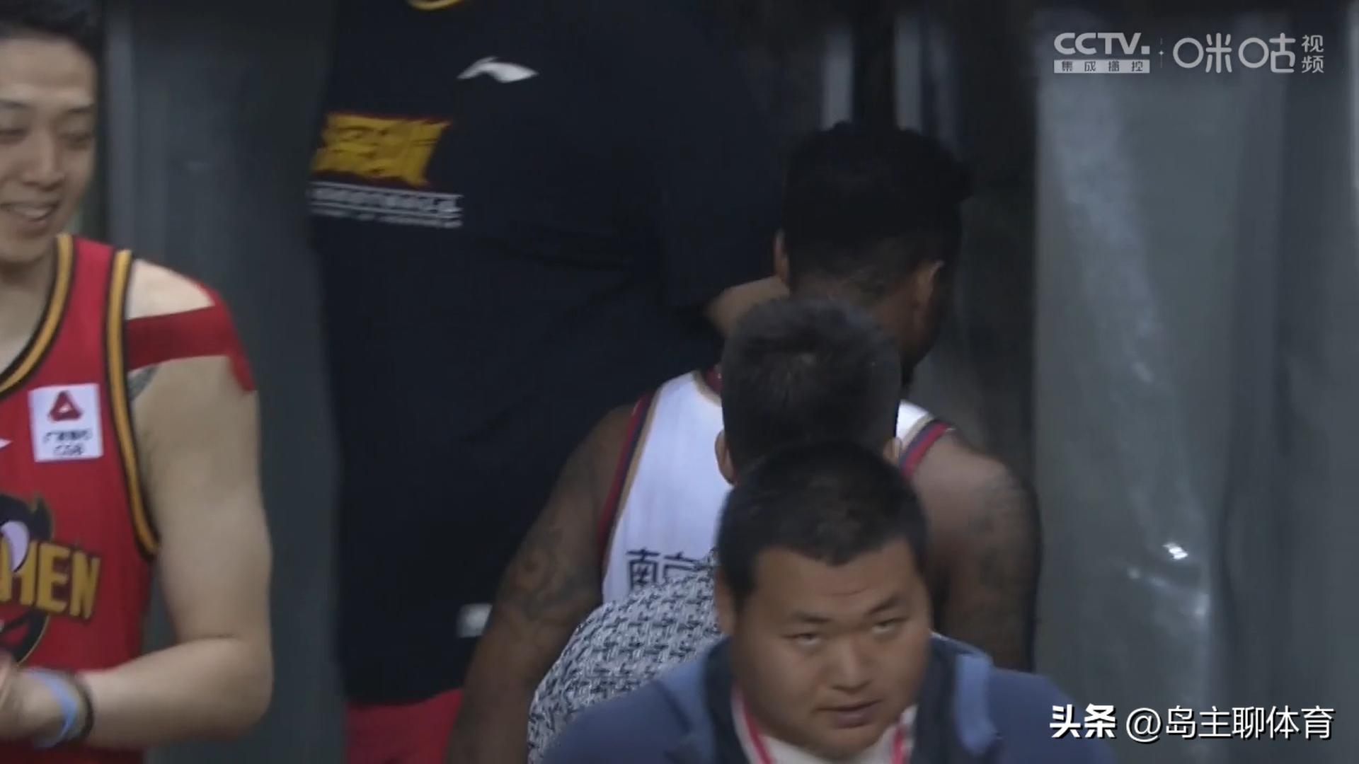 深圳vs同曦沈梓捷得分,深圳男篮vs南京同曦沈梓捷