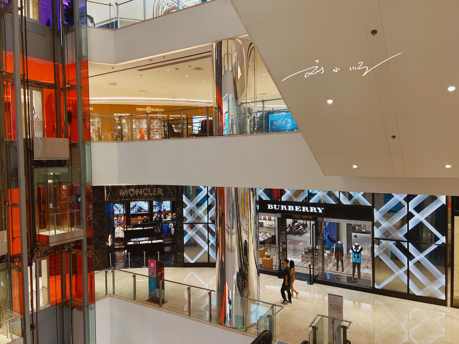 解放碑商场大牌,解放碑最平民的商场