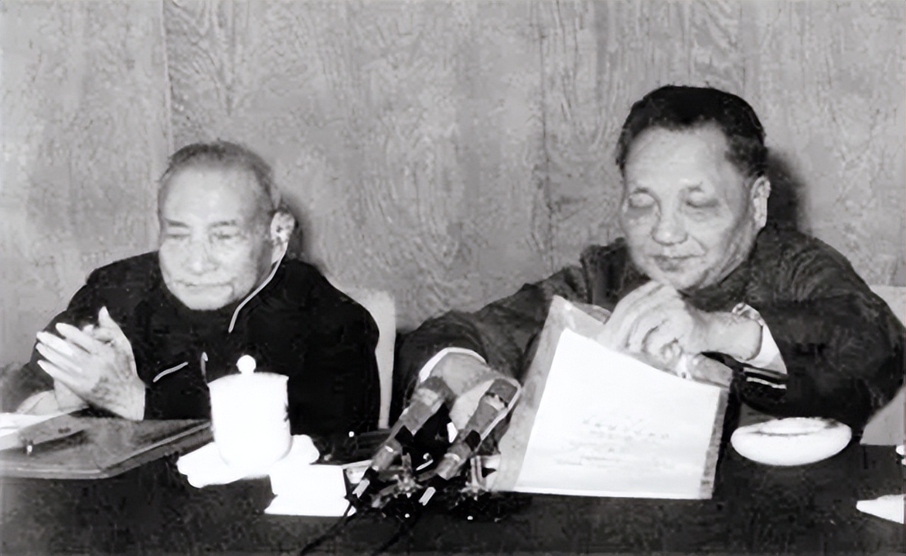 毛主席问*小平邓**：我死后中国会是什么样？他的回答令主席满意点头