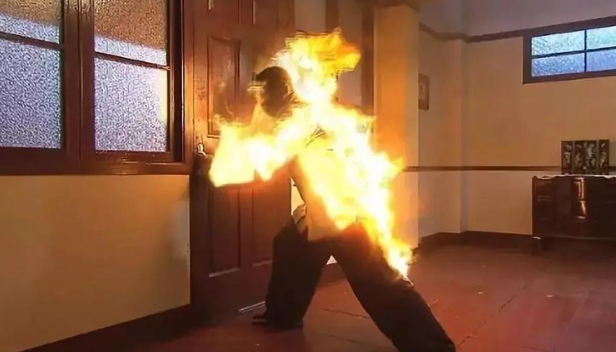 横店当5年群演的外卖小哥，日结70元到攒钱13万，为梦骑行去*藏西**