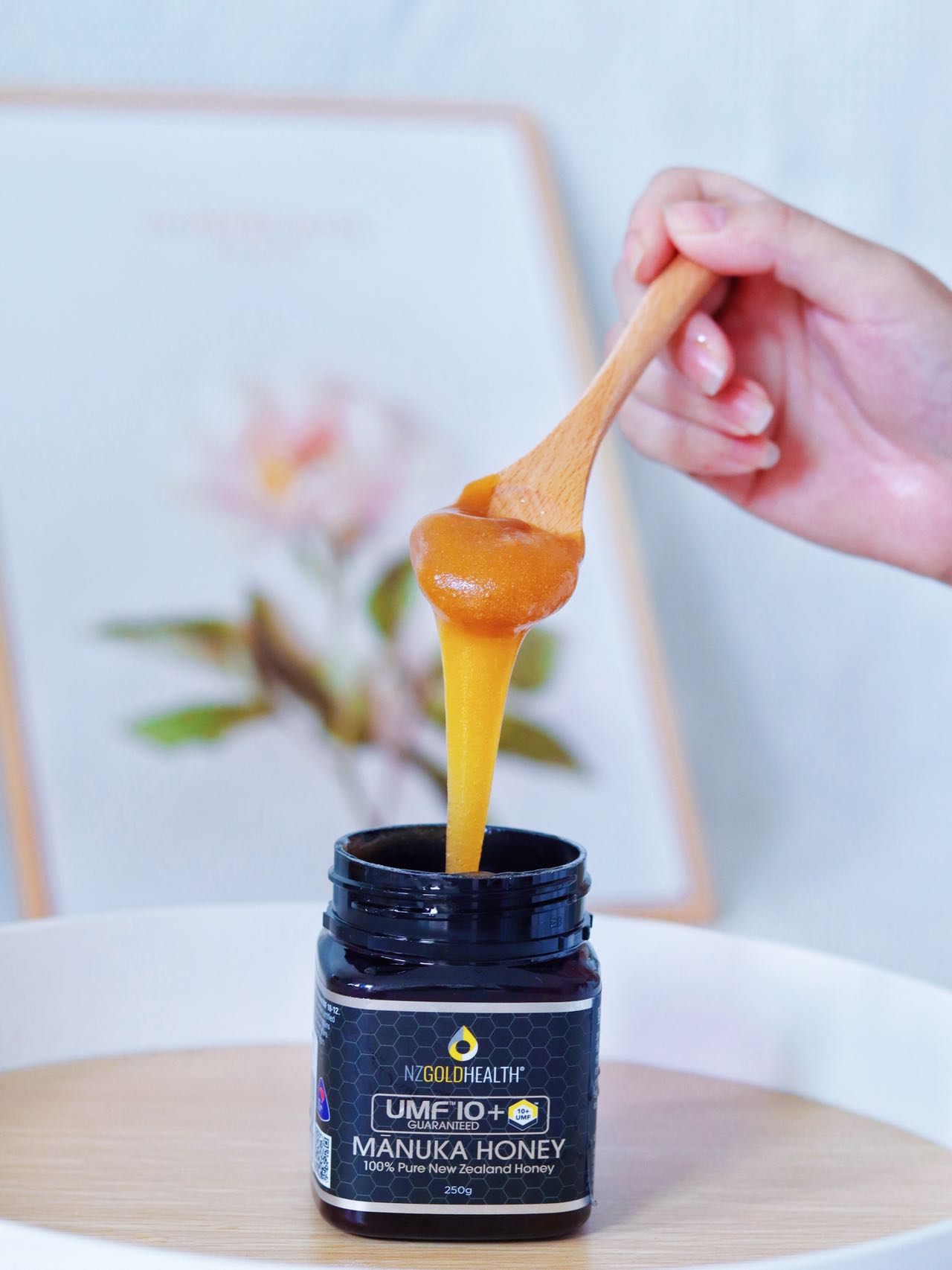 麦卢卡蜂蜜的正确吃法和用量,麦卢卡蜂蜜早上吃好还是晚上吃好