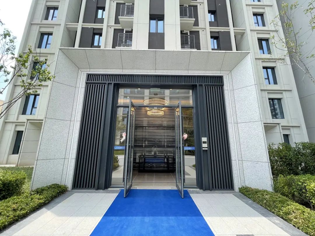 提前半年交房靠谱吗,提前半年交房装修的房子是现房吗