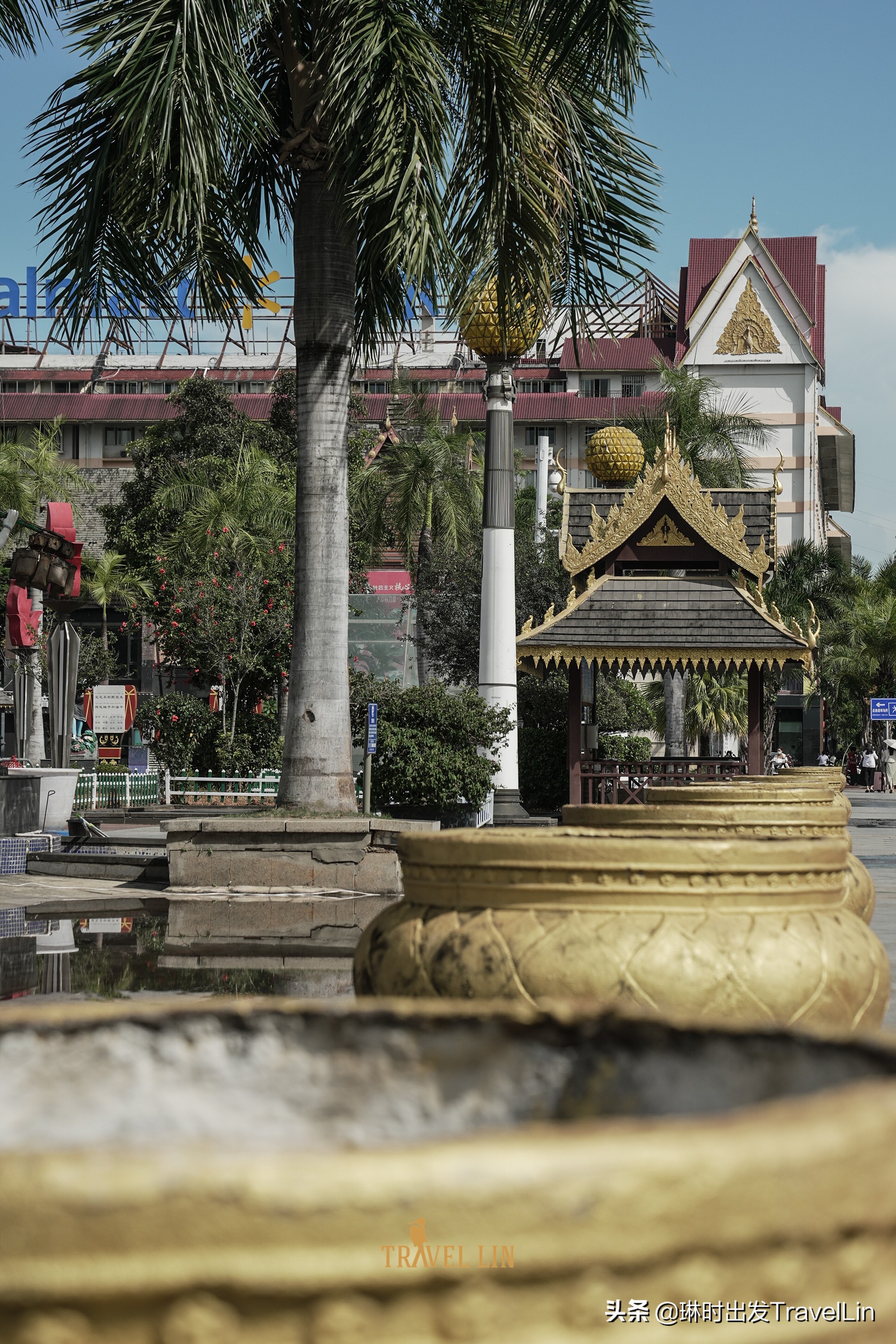 不泼水的泼水节,西双版纳泼水广场游览
