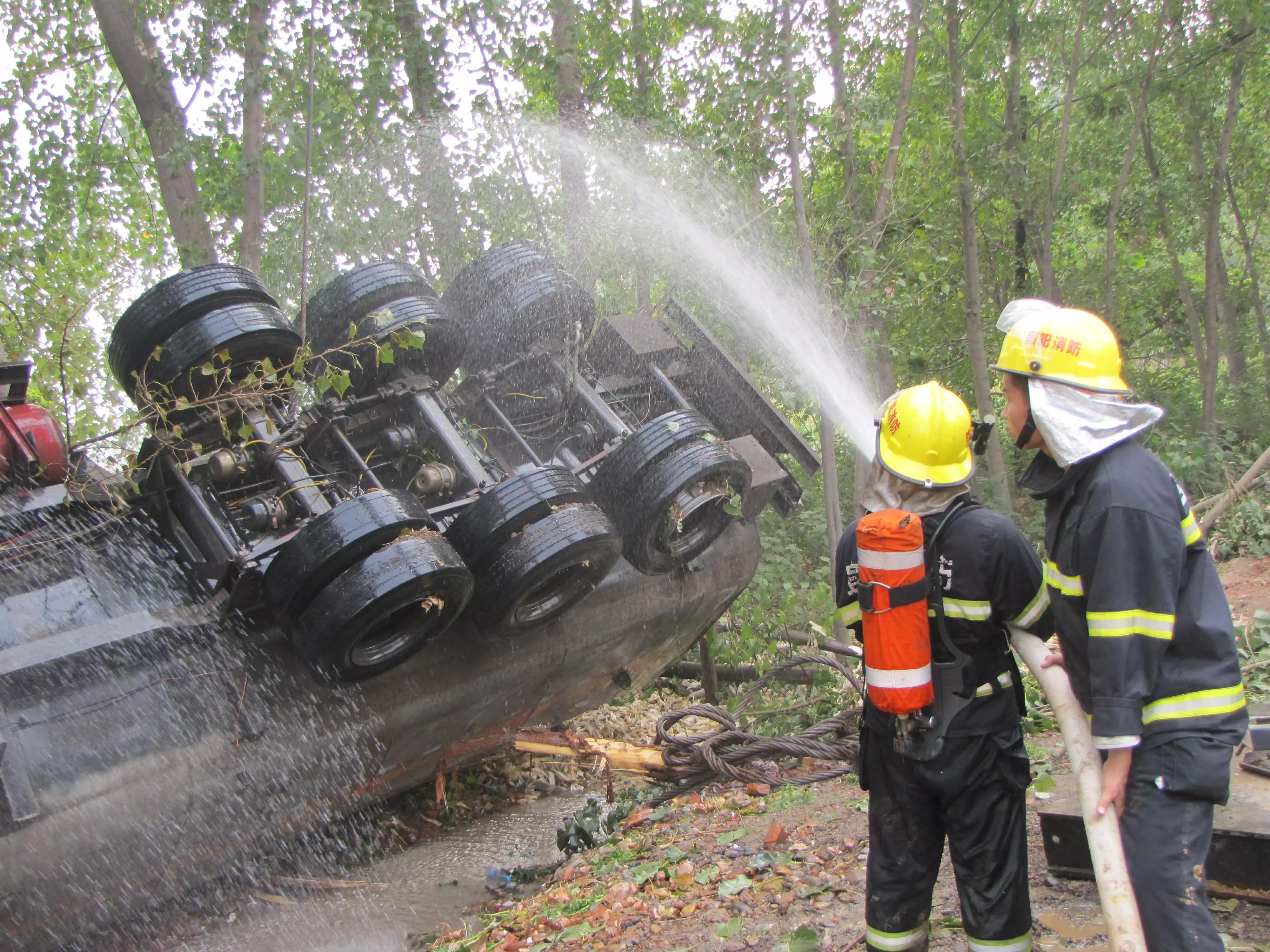 危机发生在省道——《红门记忆》连载之二十四