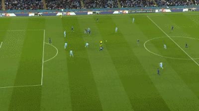 皇马vs曼城伯纳乌球场为什么封顶,曼城3比0战胜拜仁全场回放