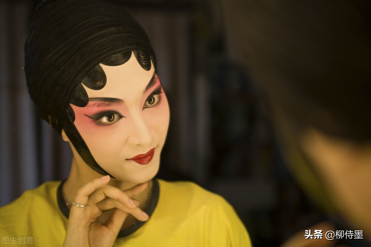 脸宽女生拍摄技巧,拍照显脸小摄影技巧