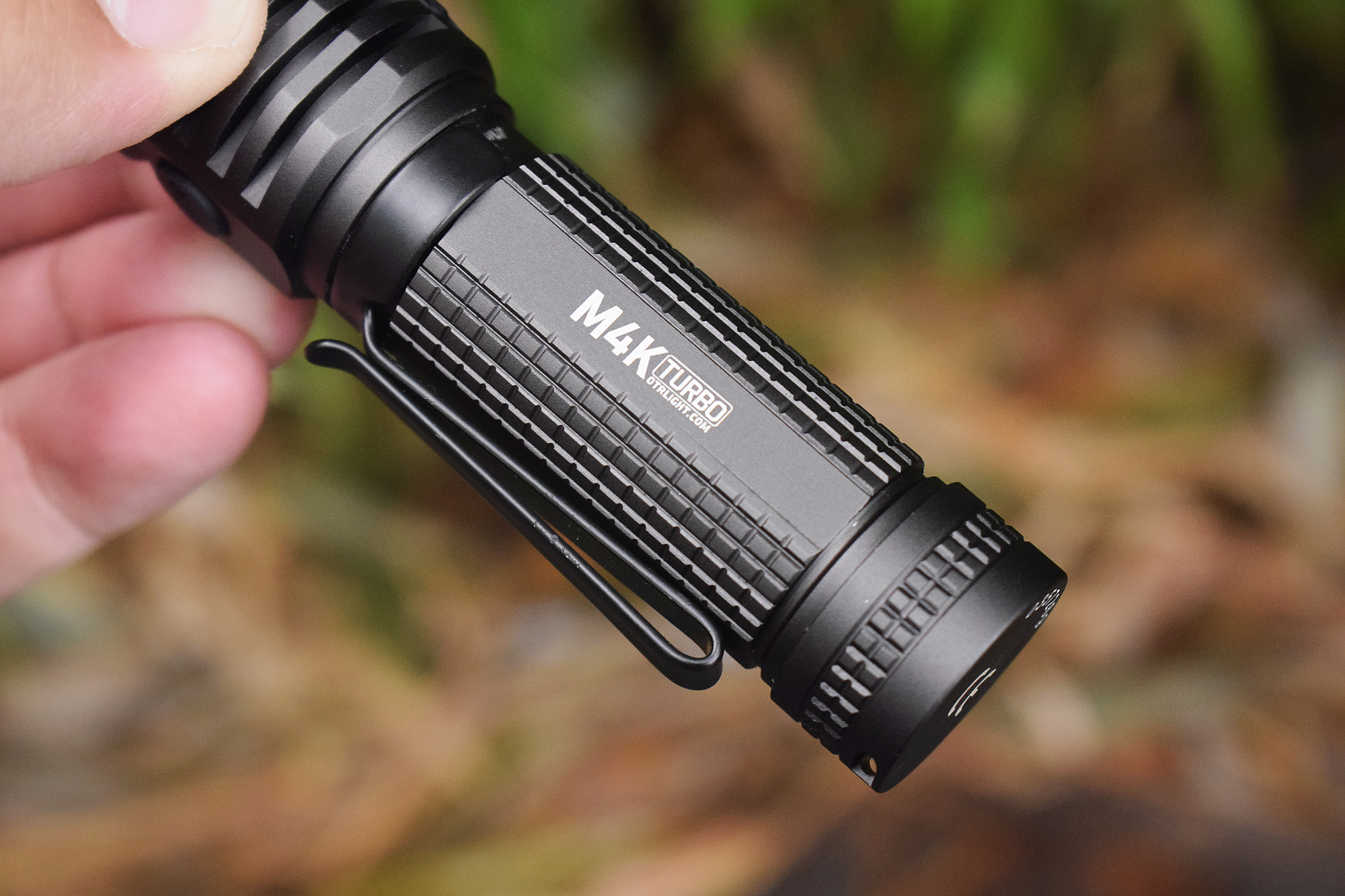 短小精悍实力派！在路上M4KEDC小手电体验