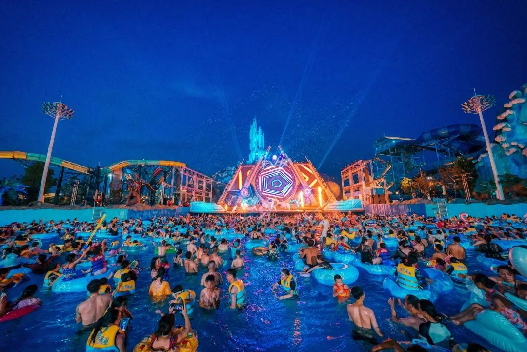 襄阳华侨城奇幻度假区广告视频,襄阳华侨城奇幻度假区节目表