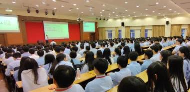 互联网信贷行业发展趋势,当前互联网的现状和趋势