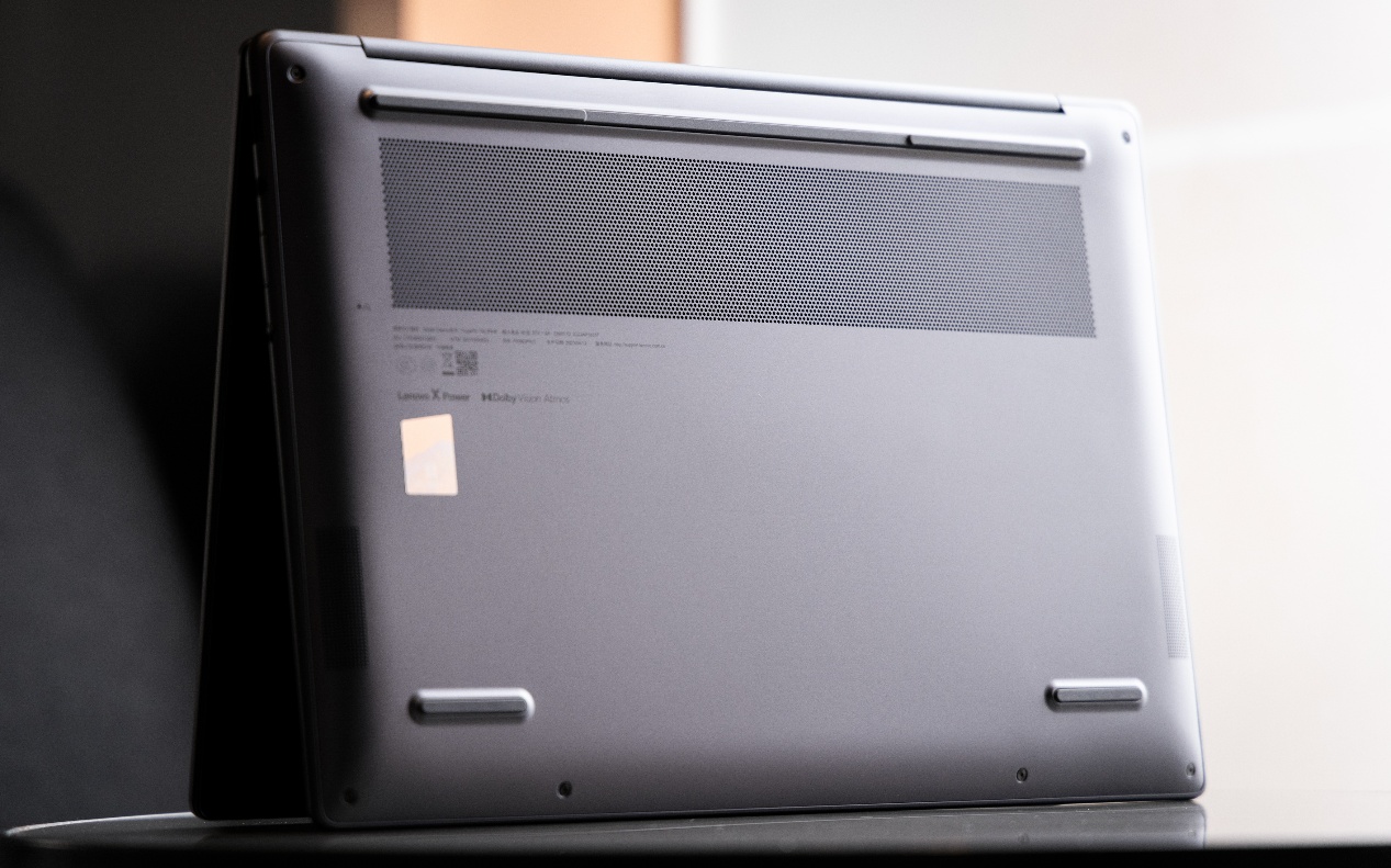 联想yogapro14scarbon评测,yogapro14scarbon评测