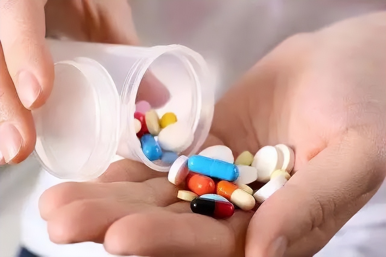 他汀药物什么时候服用,他汀类药物正确服用方法