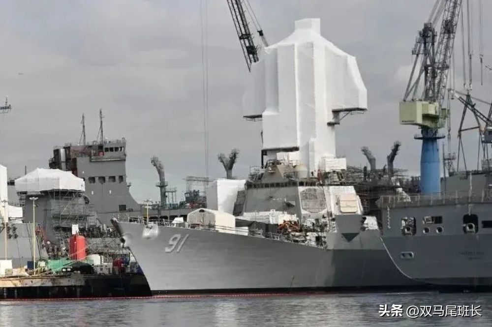 急眼了!中东土豪看上中国052D,美军部长破口大骂:他们船有问题