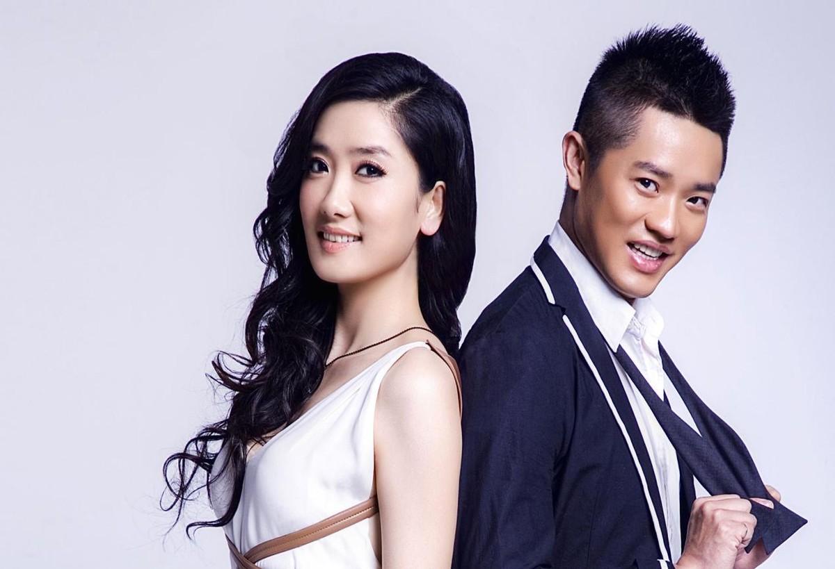 凤凰传奇曾毅的老婆微博,凤凰传奇曾毅妻子是哪里人