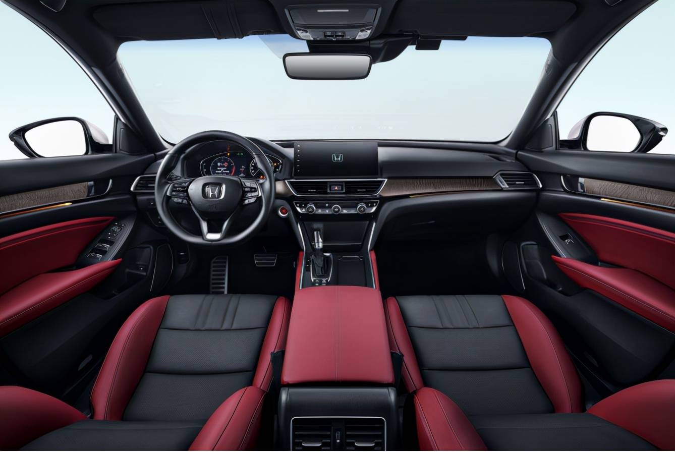 目前哪款b级车最值得买,配置最高的五款B级车