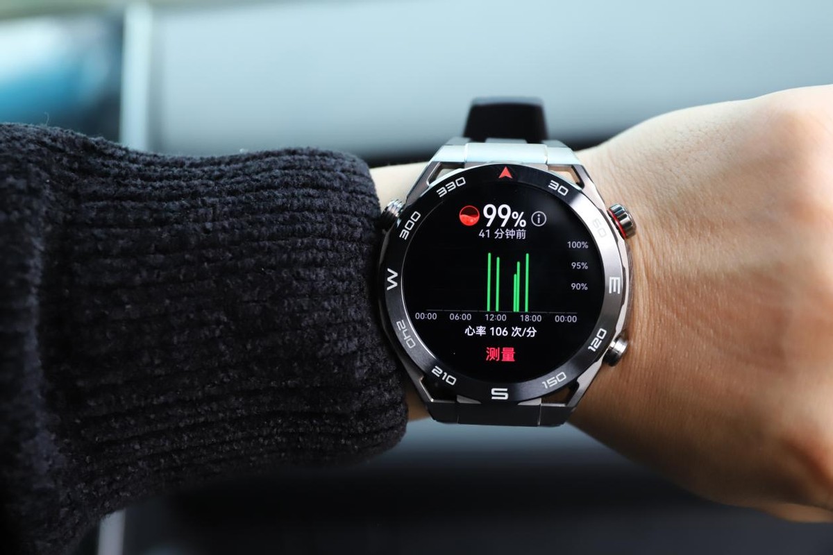 华为watchultimate对比watch4,华为表王watchultimate