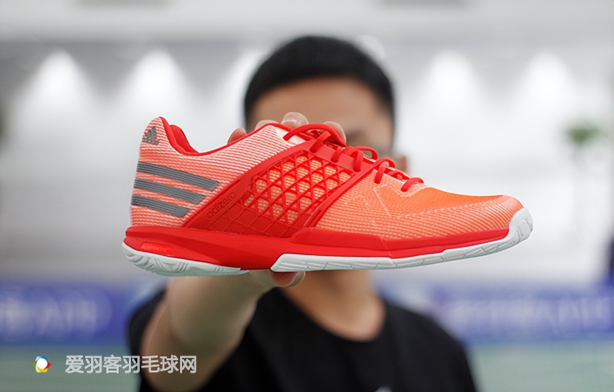 一文看懂羽毛球拍,一文了解英伟达