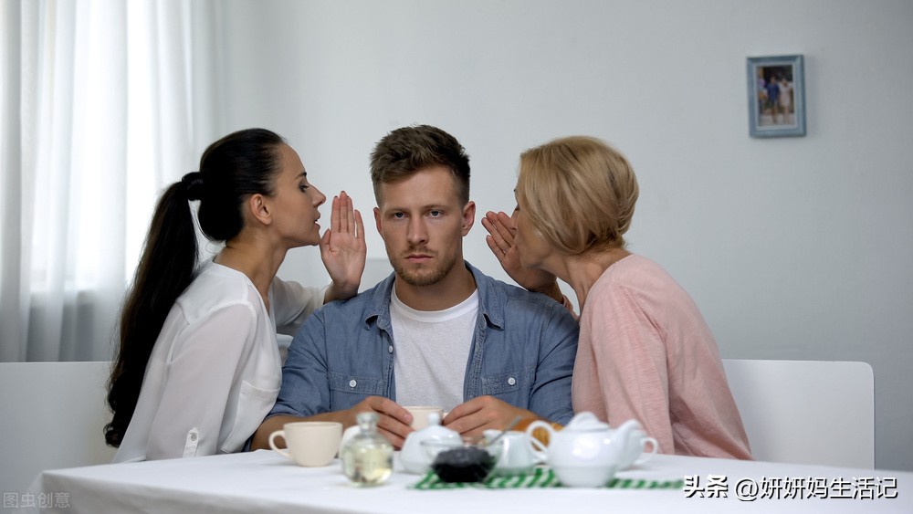 意大利原装进口皮鞋499元一双,一双皮鞋104元