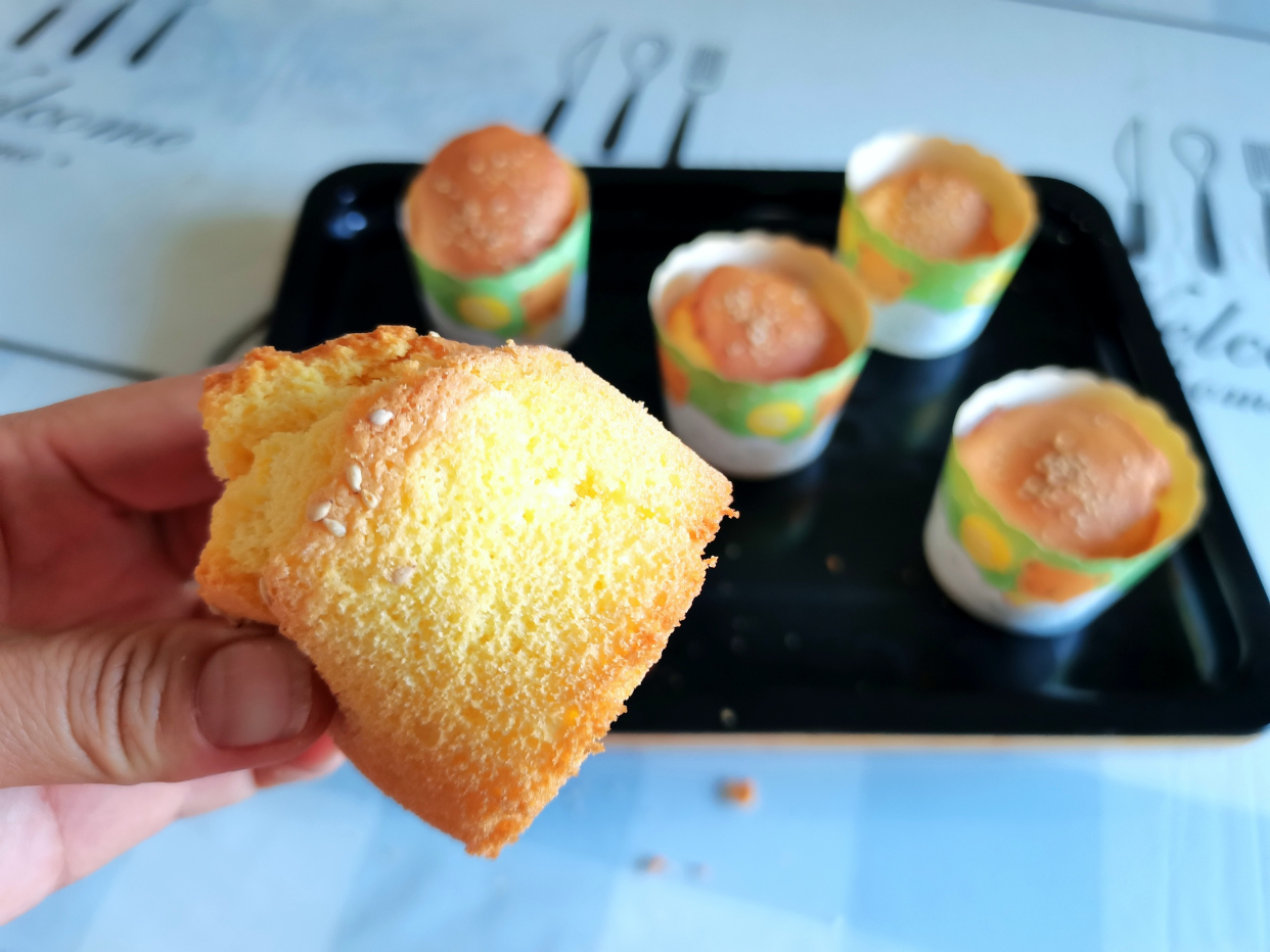 普通鸡蛋面粉做的老式无水蛋糕,老奶油蛋糕无面粉