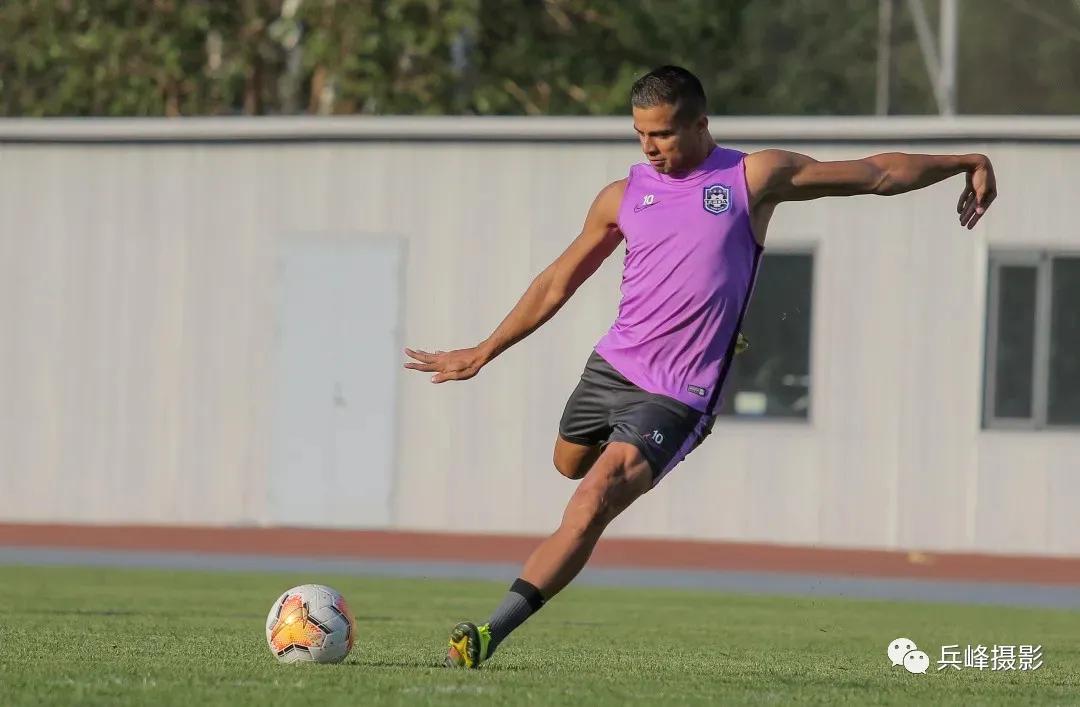 乔纳森世界波中超,乔纳森天津泰达c罗