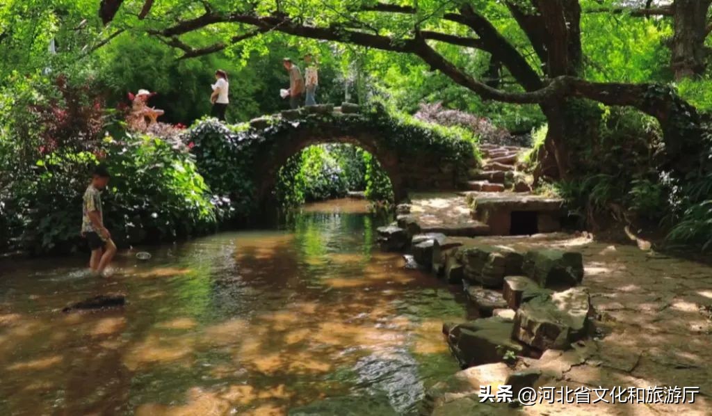 中国夏季避暑胜地排名前十,中国十大避暑胜地第一名你想不到