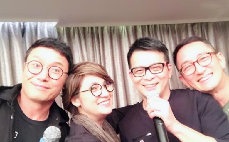 走进63岁苗侨伟香港的生活，住豪宅开游艇，好友遍布整个娱乐圈