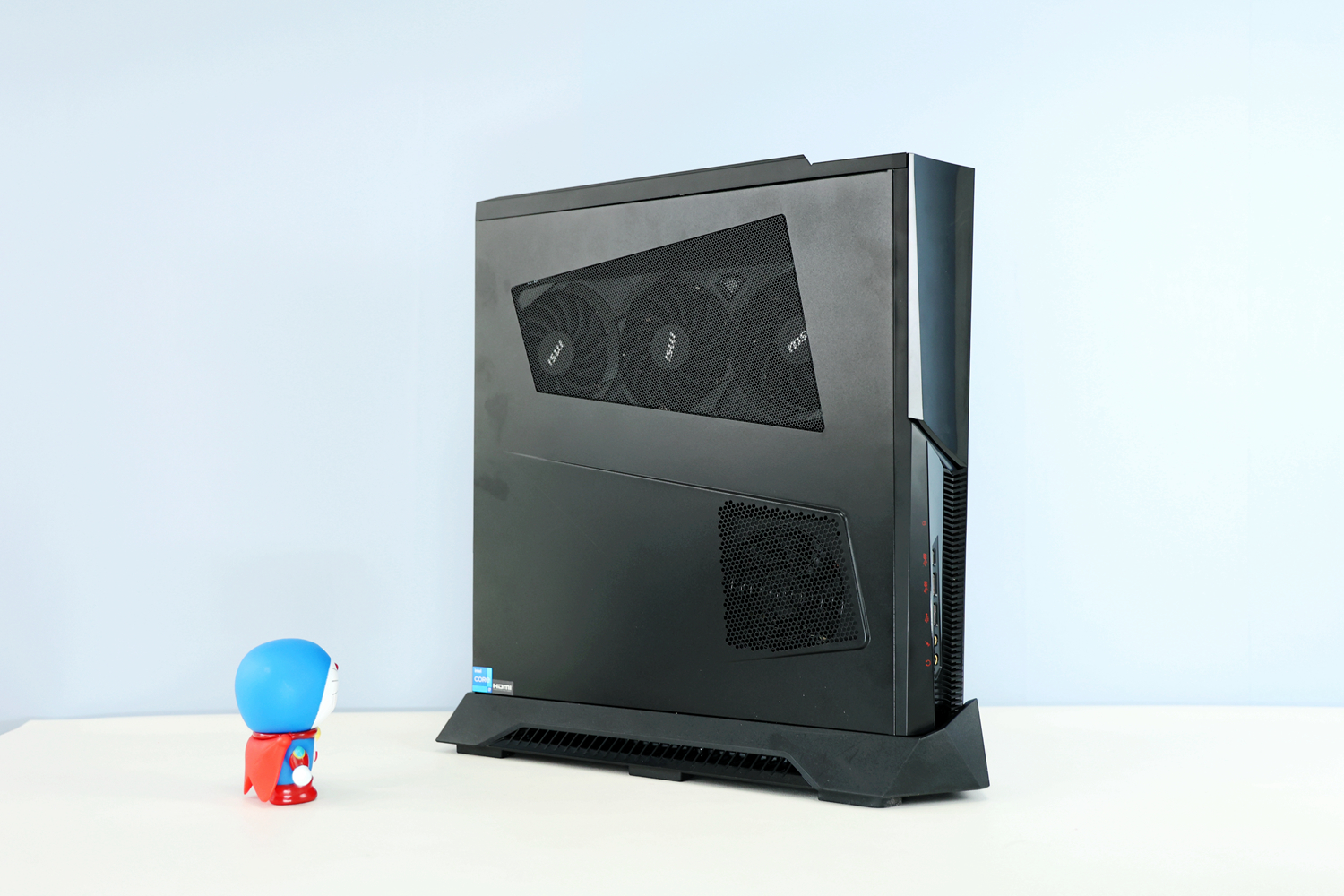 微星海皇戟迷你主机测评,微星海皇戟x几块固态