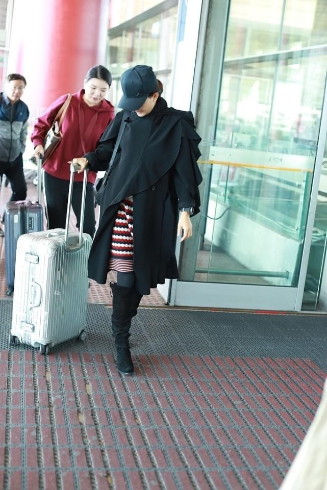 牛莉穿衣搭配大全,37岁牛莉穿搭