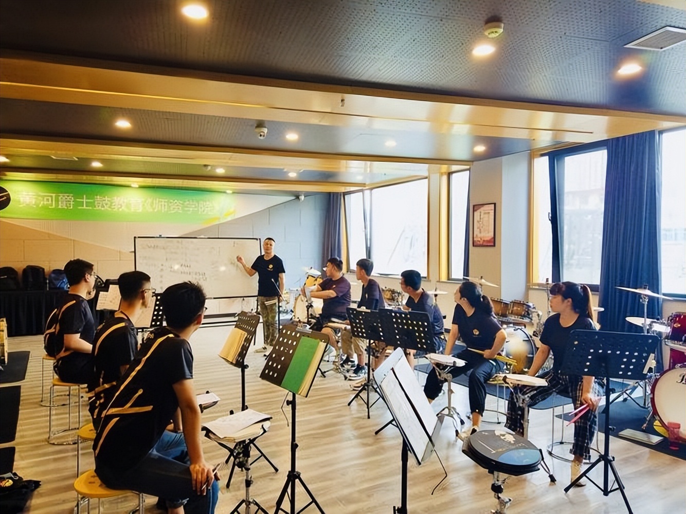 烧钱的大学专业有哪些,烧钱大学