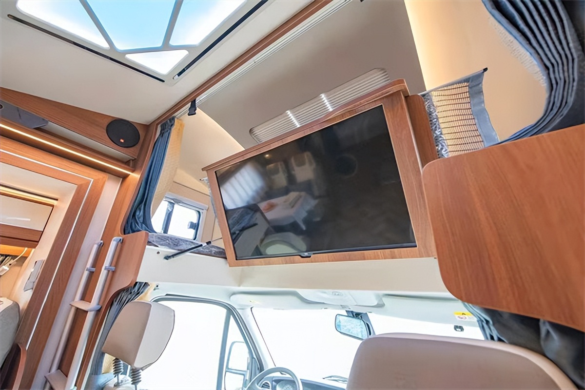 新款瑞弗双拓展房车,瑞弗v820双拓展房车配置