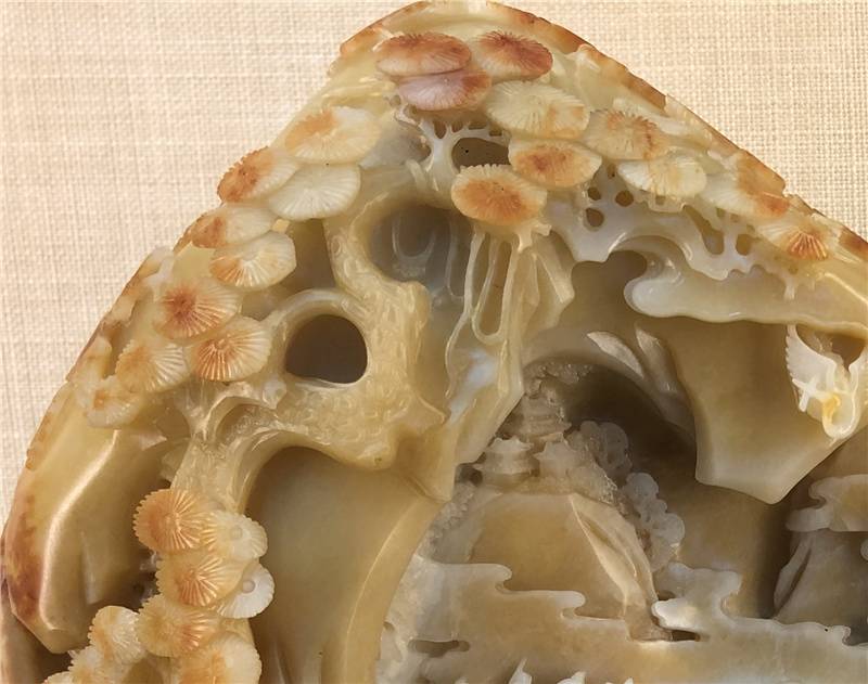 白玉值钱还是黑玉值钱,白玉黄玉价格是多少钱