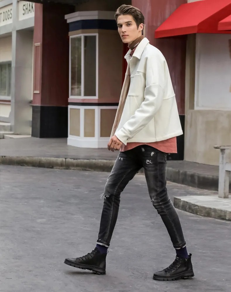 皮靴搭配牛仔裤,大黄靴与牛仔裤的搭配