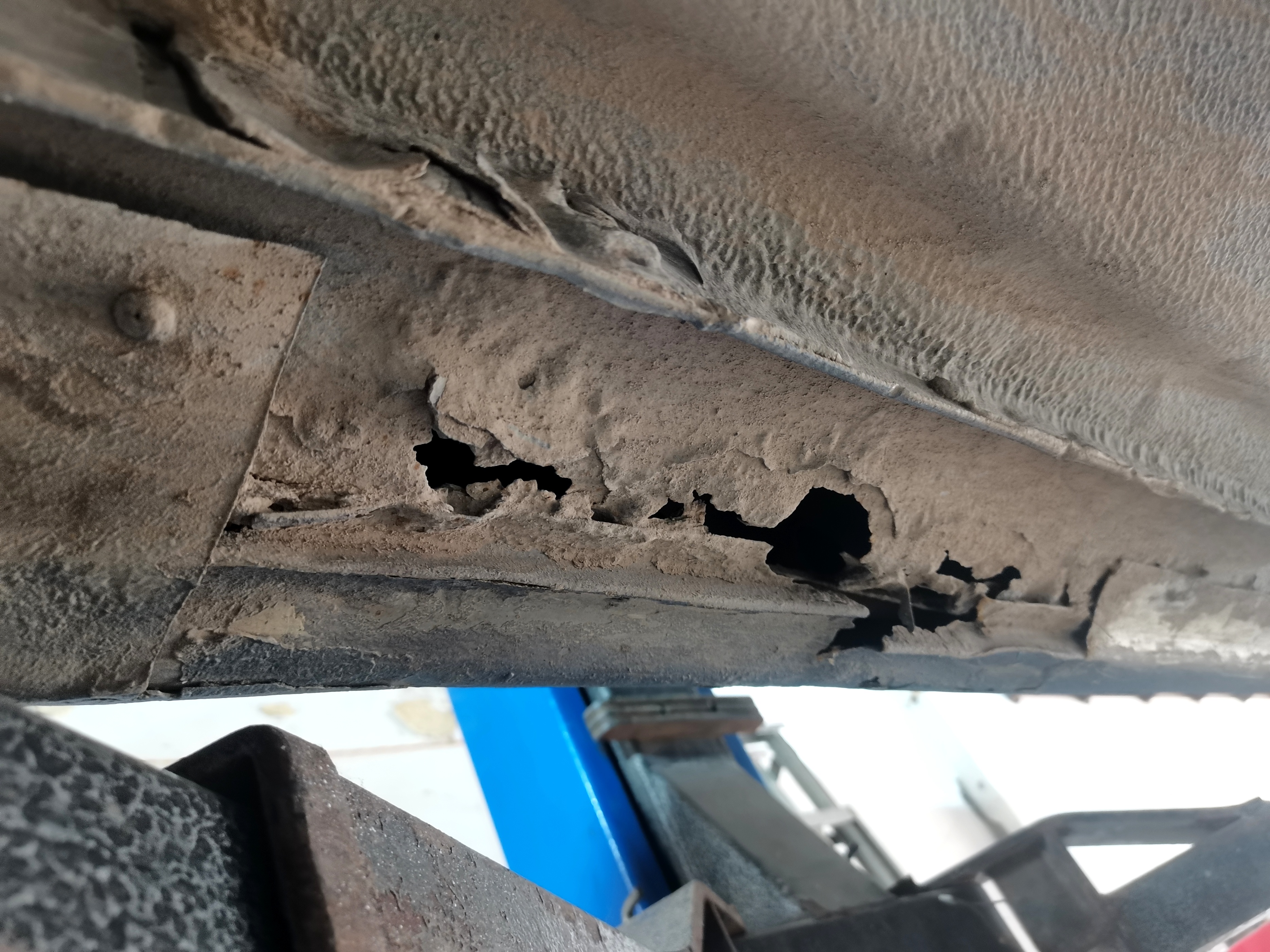 华晨中华骏捷2011款1.8,华晨中华骏捷2000款多少钱