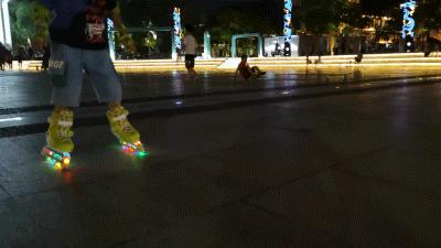 酷骑轮滑鞋是专业轮滑吗,轮滑初学儿童版轮滑鞋