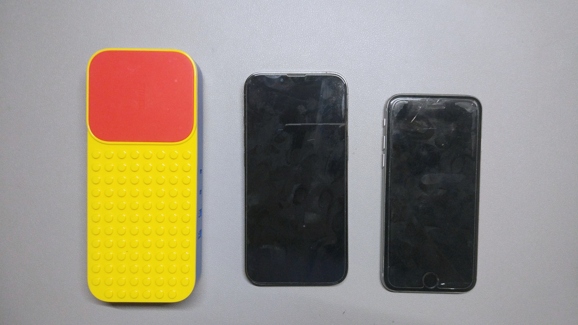 个性化创意“充电站”：IDMIX65W酷玩多功能桌面充