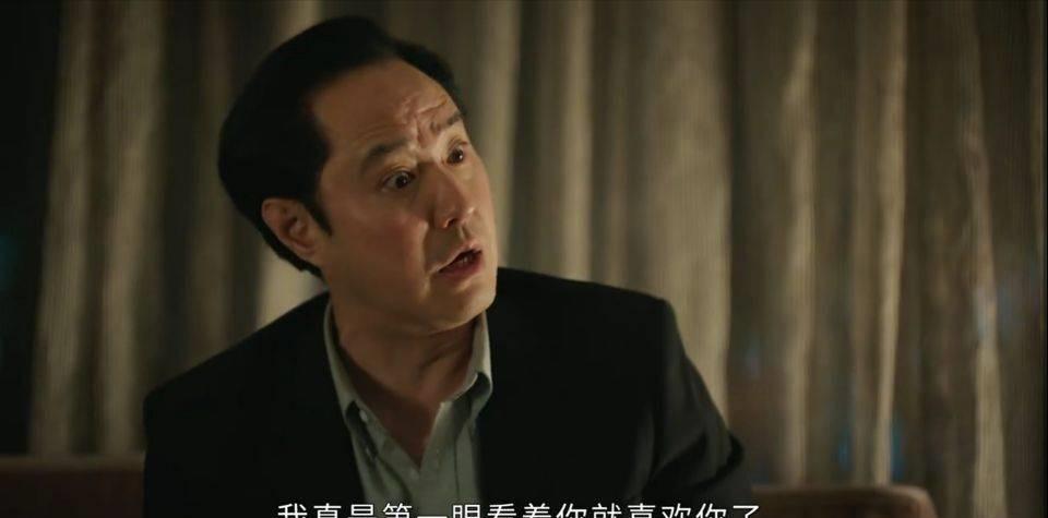 出差男领导和女助理的故事