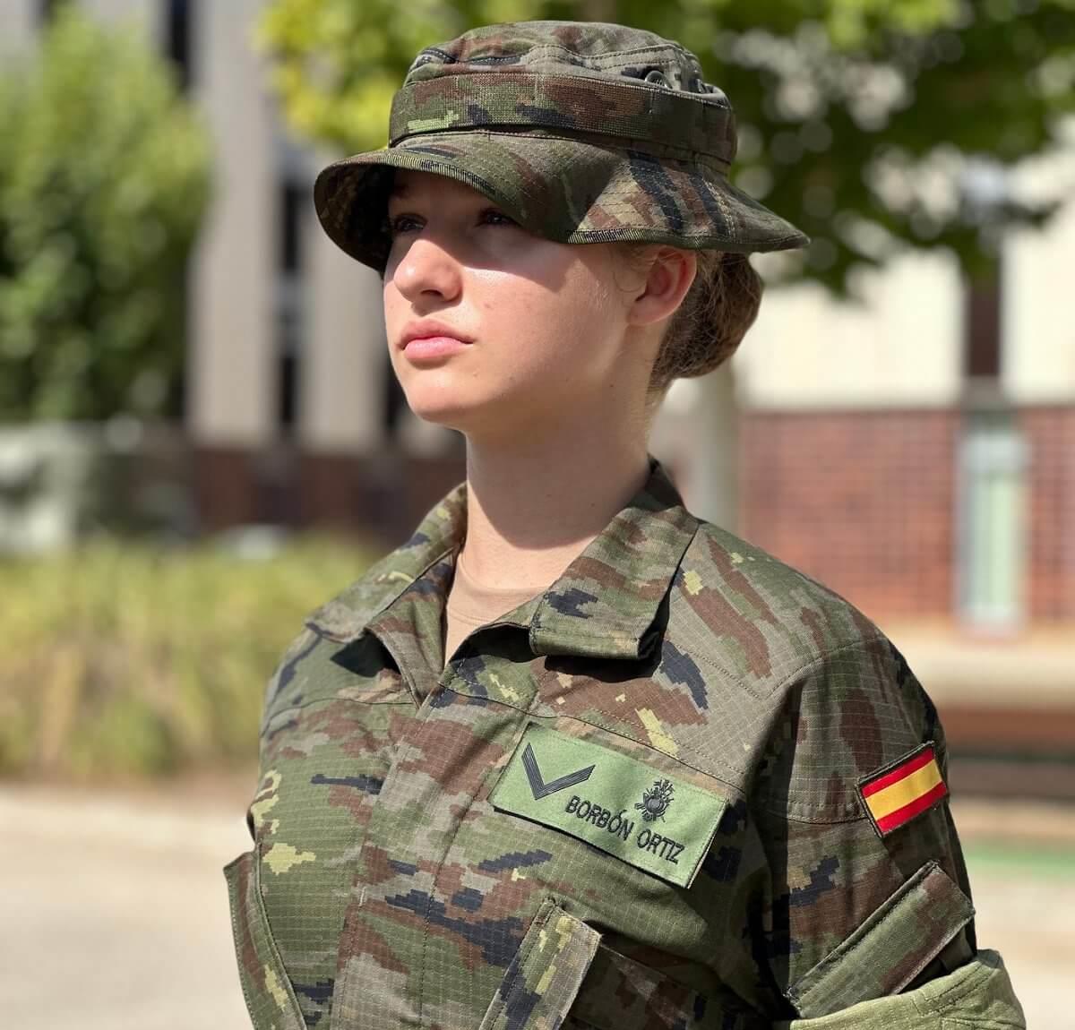 王储妃惊艳高清图片,王储妃惊艳写真照片