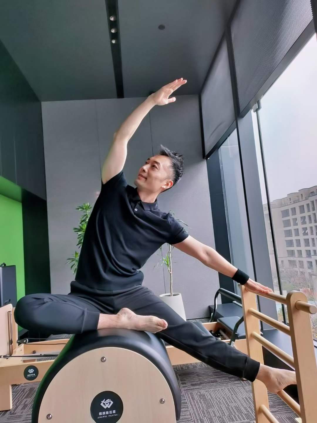 长期坚持跑步能不能减肥,每天坚持跑步真的可以瘦下来