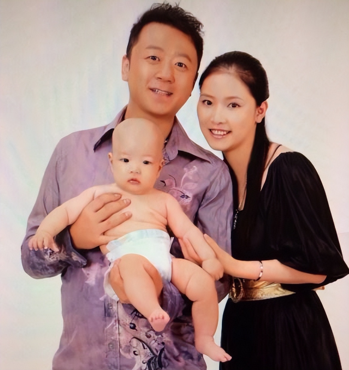 郭涛妻子李燃演过的电视剧,郭涛和父母爱情的演员李燃结婚