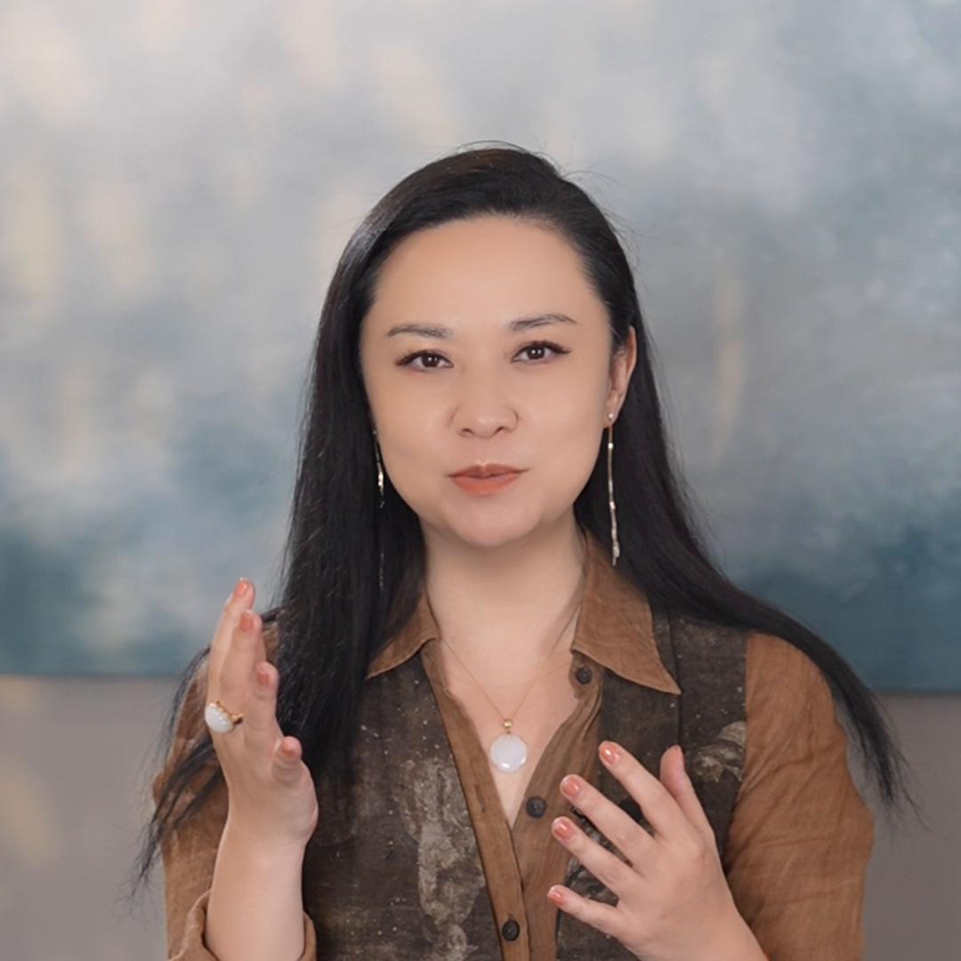 芳姐的第一次穿搭类的直播终于来了!@大松珠宝