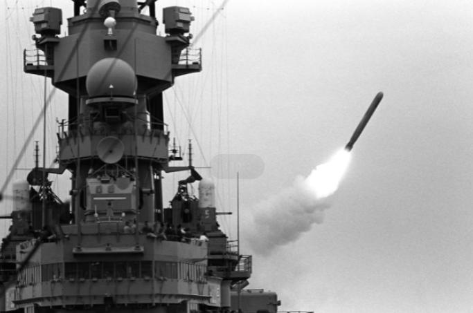 尹锡悦夫妇悼念踩踏事故遇难者,尹锡悦夫妇出席峰会