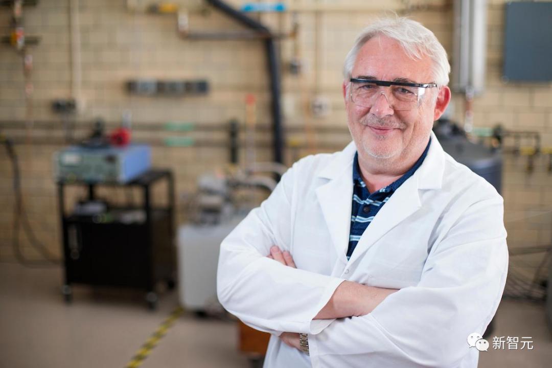 期刊疯狂撤稿！Nature曝光「论文地下交易」：第一作者只需4000块