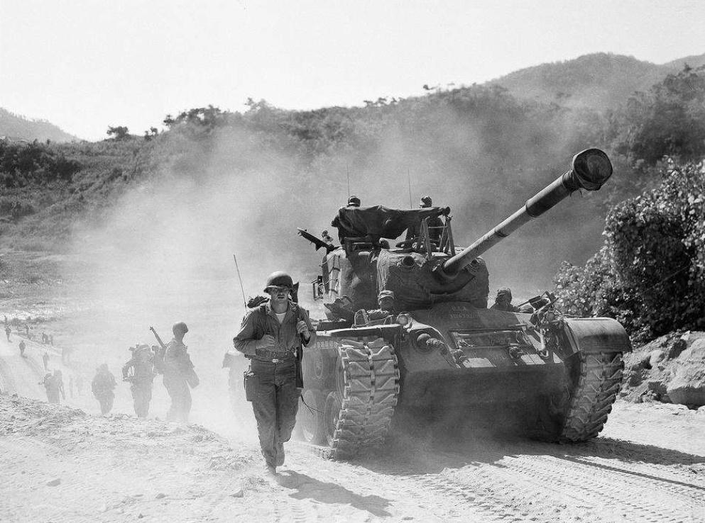 铁在烧电影铁原阻击战全集,铁在烧铁血军魂40集电视连续剧