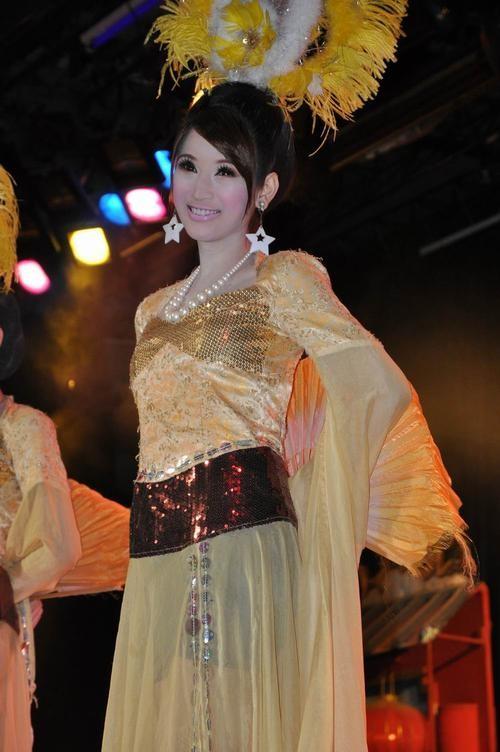 弯弯扇什么意思,弯弯扇