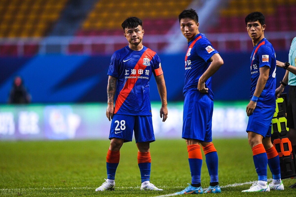 中超名哨低级失误裁判引争议,中超名哨有错判吗