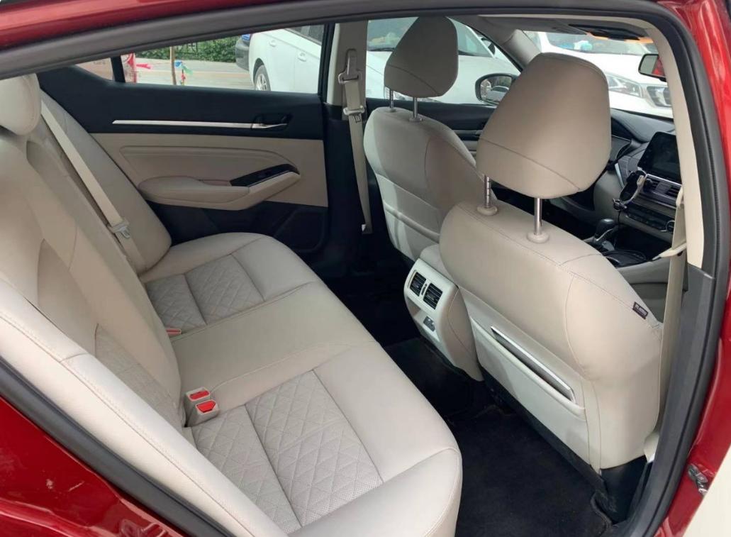 2011年天籁2.5lv6油耗怎么样,新款天籁用车真实感受