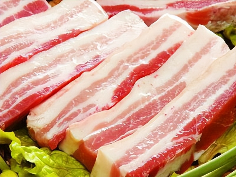 肉在冰箱时间长了炖有腥味,肉在冰箱里放久了产生什么